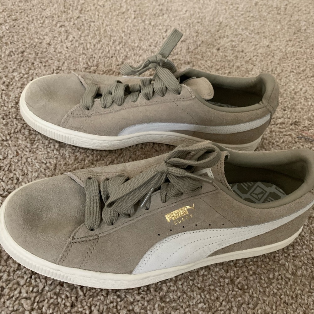 Puma tennis shoes size 9 1/2